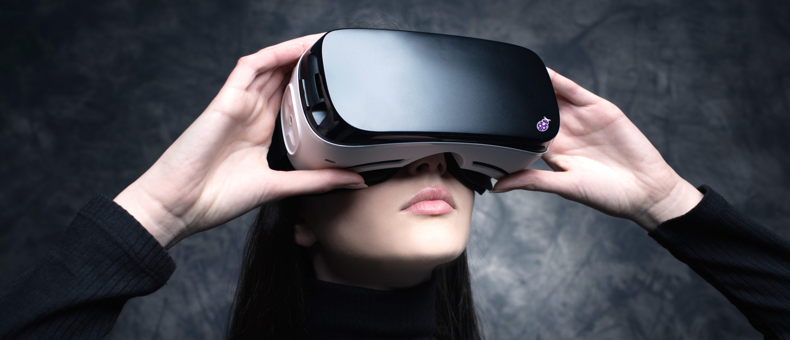 woman with vr